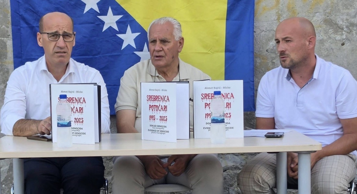 U rodnom Šepku Ahmeta Bajrića Blicka održana promocija fotomonografije "Srebrenica – Potočari 1995–2025"